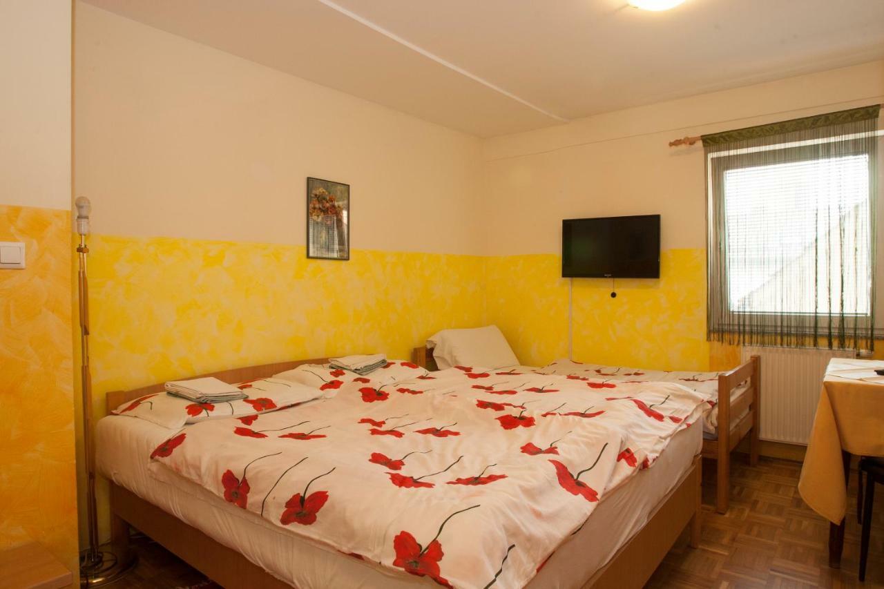 Guest House Celan Spodnja Hajdina Exterior foto